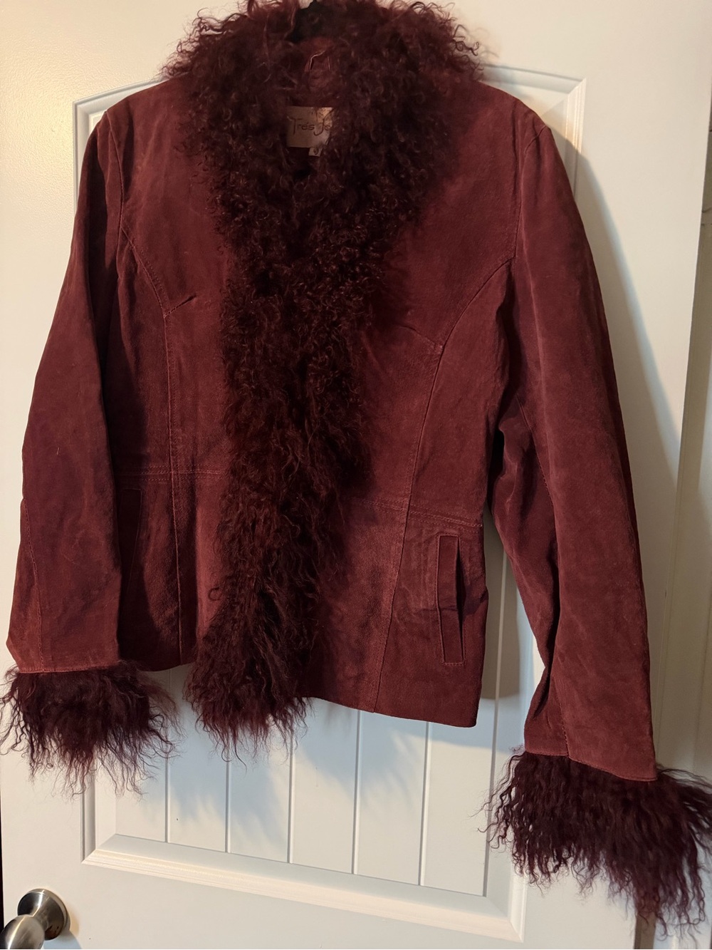 Vintage 70s Tres Jolie genuine leather and
suede coat Mongolian lamb fur